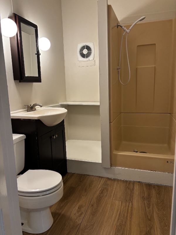 Photo - 613 Vine St Unidad 2