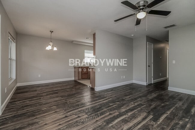 Photo - 1423 N Tremain St