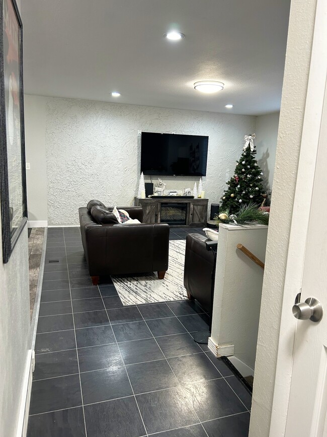 Photo - 6979 S 3420 W