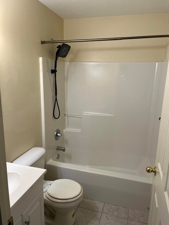 Photo - 1297 N Main St