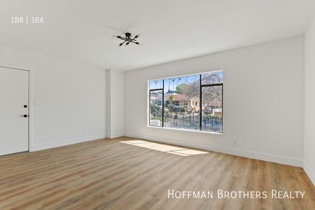 Photo - 150 S Alvarado St Unidad 4