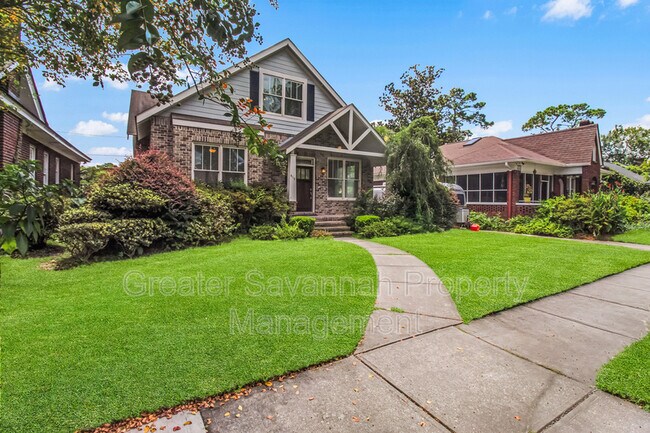 Photo - 419 E 54th St