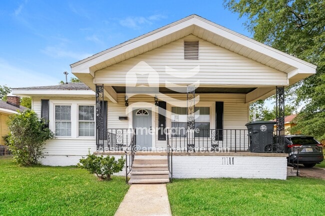 Building Photo - 1638 51st St Ensley