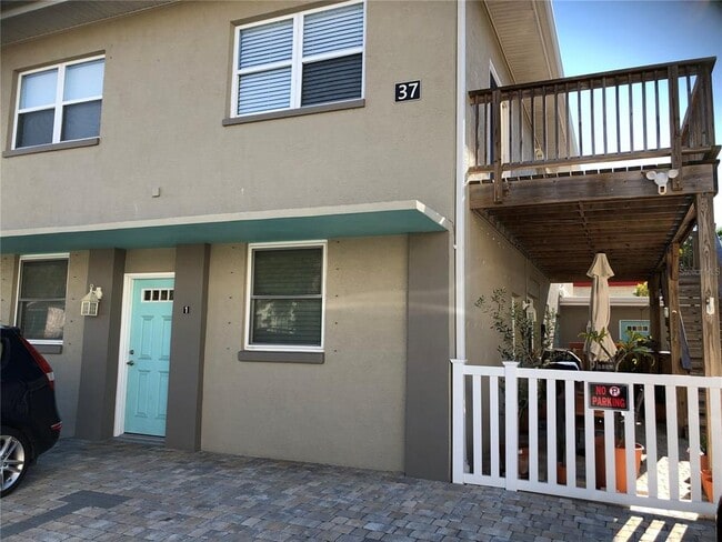 Building Photo - 37 144th Ave Unit 4