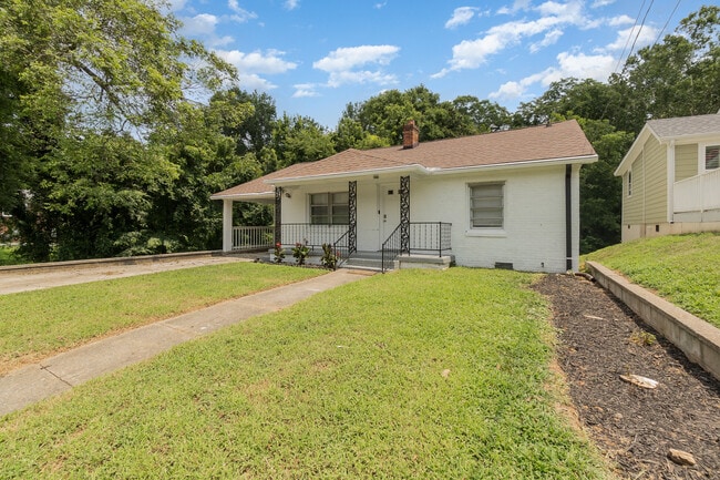 Building Photo - 257 Broad Dr SW Rental