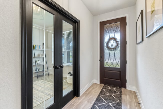 Photo - 2130 Dalhart