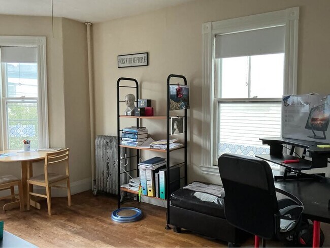 Photo - 75 Aldie St Unit 2