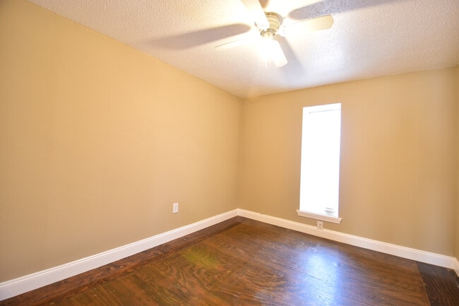 Photo - 1732 Carrollwood Dr