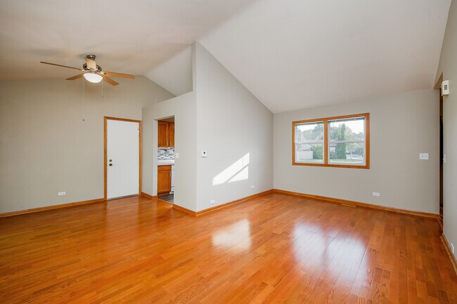 Photo - 1309 Duke Dr