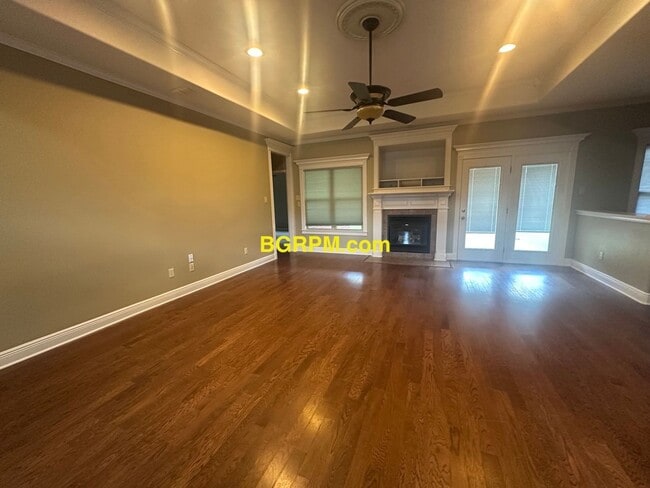 Photo - 4 BD 2 BA