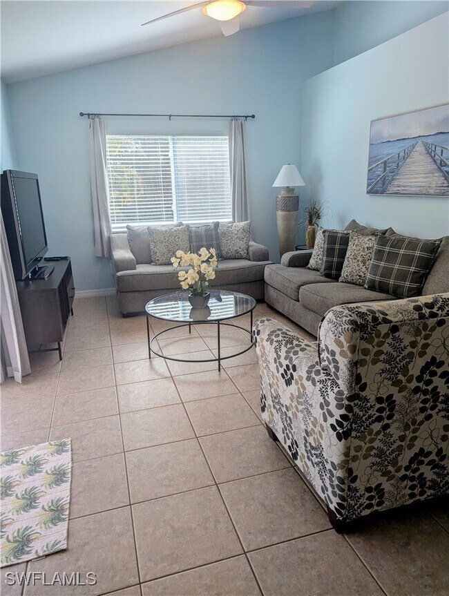 Photo - 2535 SW 28th Pl