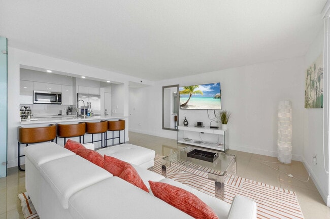 Photo - 1200 Brickell Bay Dr Unidad FL47-ID1323132P