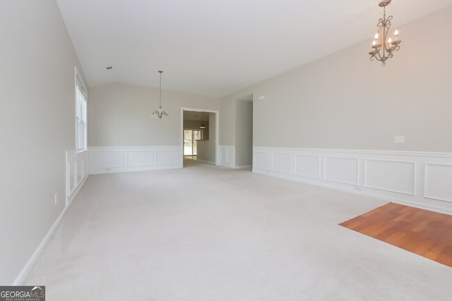 Photo - 101 Bradesbury Ln