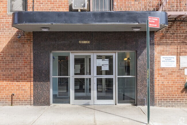 Photo - 201 Brighton 1St Rd