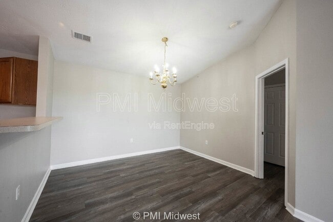 Photo - 239 Legends Creek Way Unidad 311