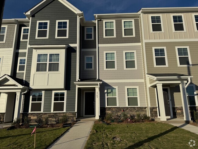 Building Photo - 3 Bed | 3.5 Bath Wake Forest Townhome