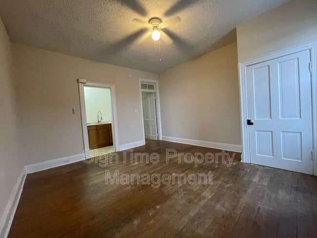 Photo - 222 Summit Ave Unit Apt 2R