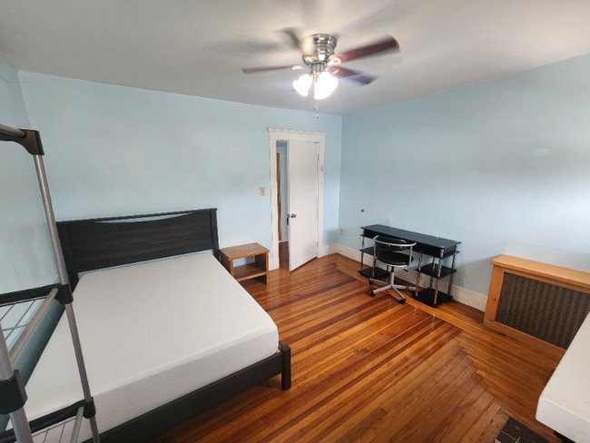 Photo - 44 Woodbine St Unit 2