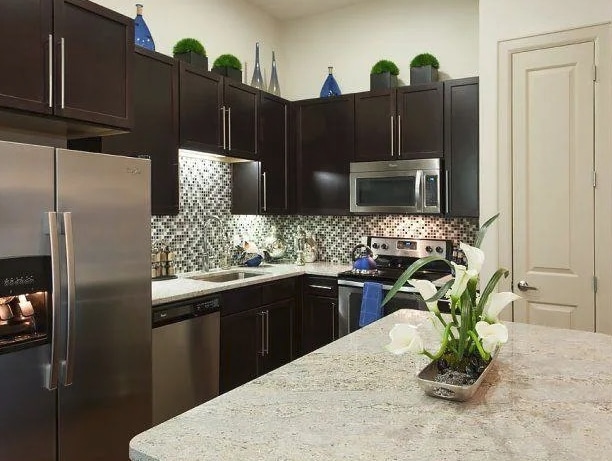 Building Photo - 800 E 15th St Unit 2204.8 Rental