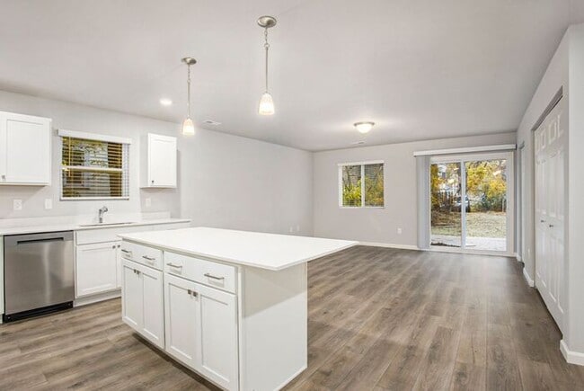 Photo - 5016 Birchwood Ln