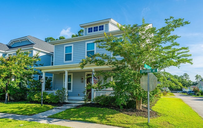 Front_Side - 72 Crossandra Ave