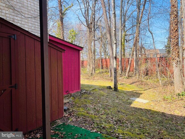 Photo - 8613 Seasons Way