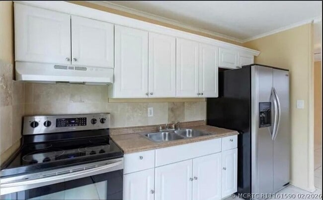 Photo - 808 W 4th St