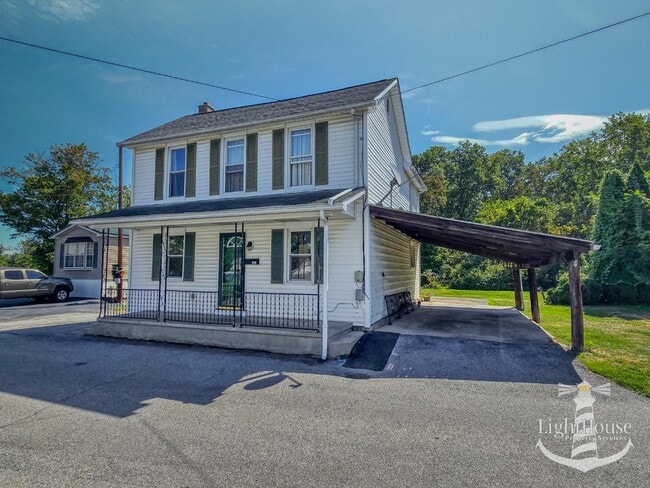 Building Photo - 225 Pickwick St Rental