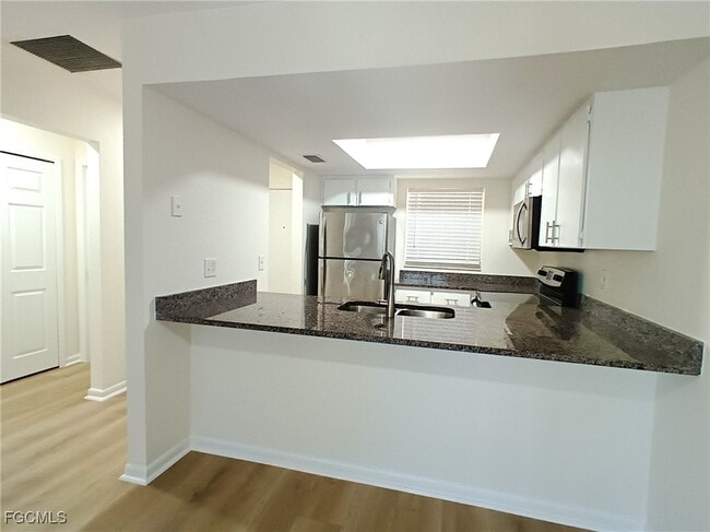 Photo - 630-636 SE 13th Pl Unidad 5