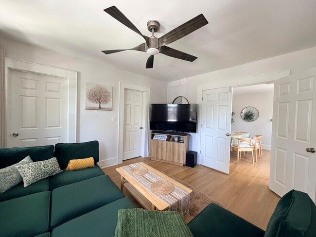 94 Rock Spring Rd Unit 1
