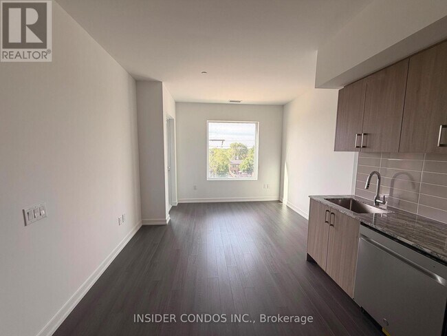 Photo - 4010 Eglinton Ave W Unit 428