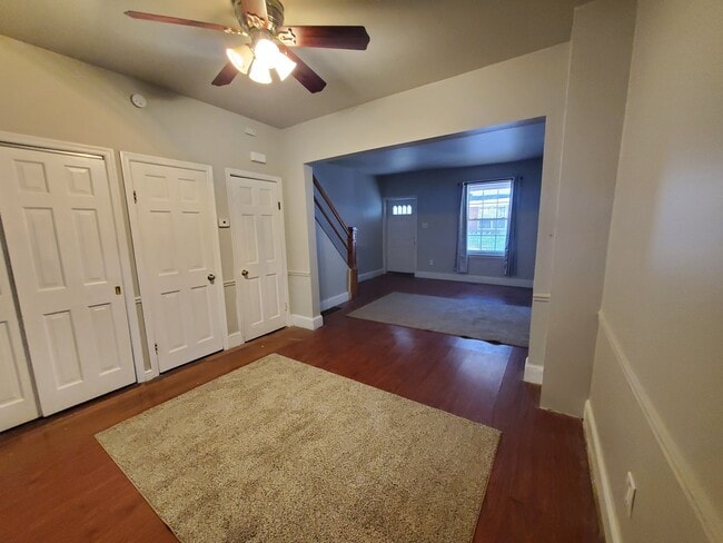 Photo - 6336 Wheeler St