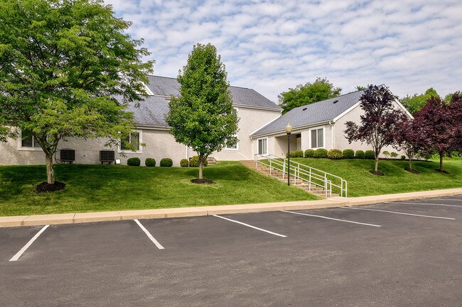 Photo - Abbys Crossing