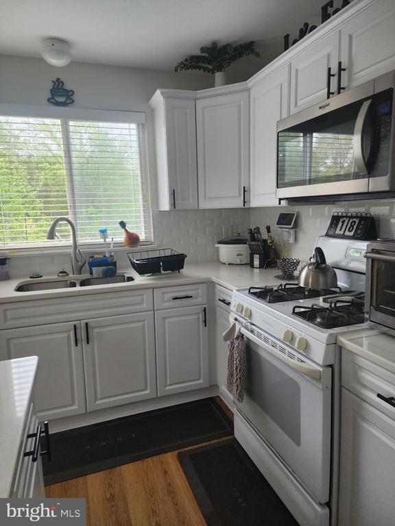 Photo - 16 Charles Ct