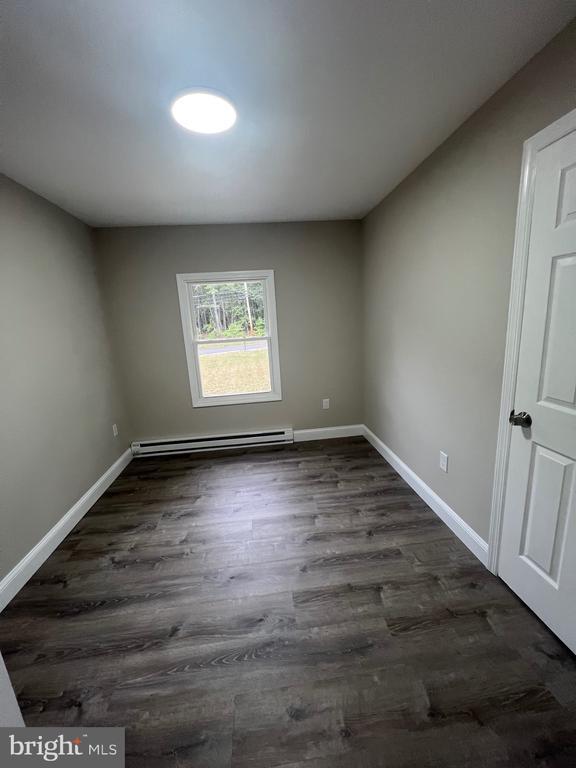 Photo - 6951 Weymouth Rd