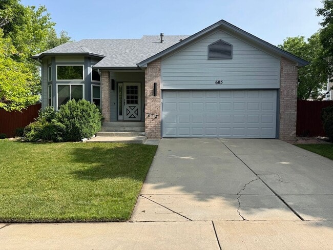 Beautifully Updated 3BD/2BA Home in Fredrick - Beautifully Updated 3BD/2BA Home in Fredrick