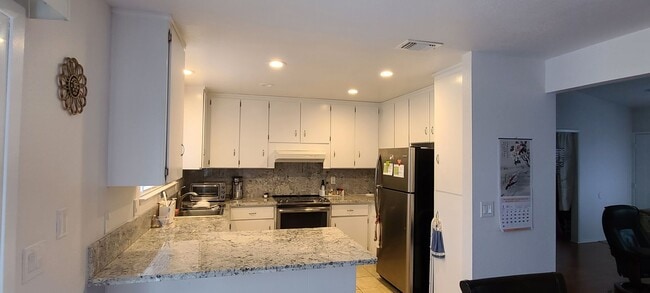 Photo - 448 Spinnaker Way