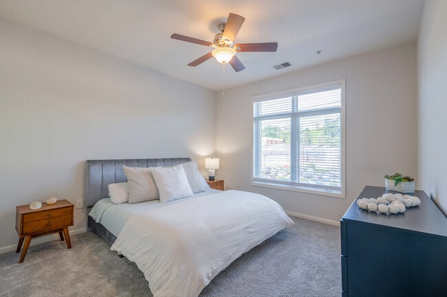 1000 Jefferson Street Apartments apartments — community photo