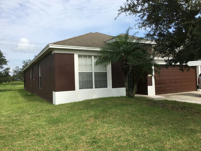 Beautiful Home Located in Great Community ... - Beautiful Home Located in Great Community ...