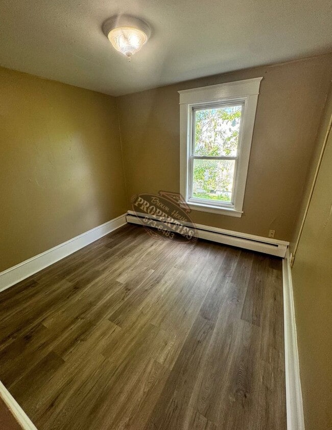 Building Photo - 65 KMD Unit Apt 2
