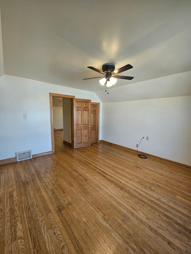 Bedroom #2 - 421 N Greenfield Ave Unit 1003 Pearl Street