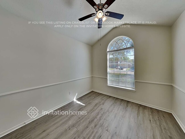 Photo - 22826 Tara Way Dr