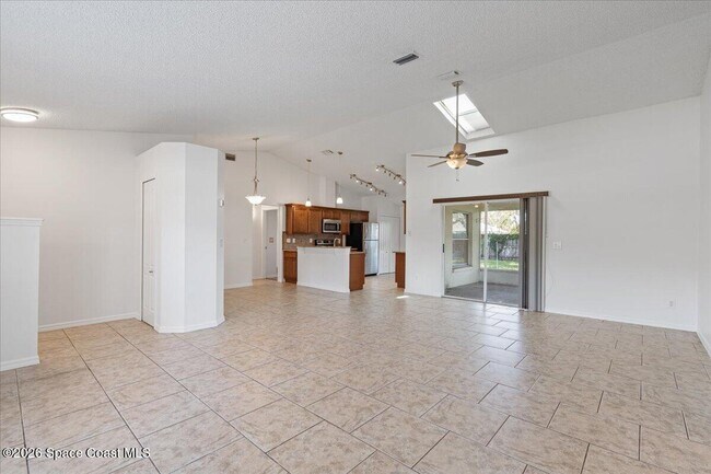 816 Hunters Creek Dr