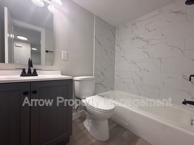 Photo - 2119 Arbor St