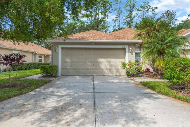 Building Photo - Zephyrhills Rental