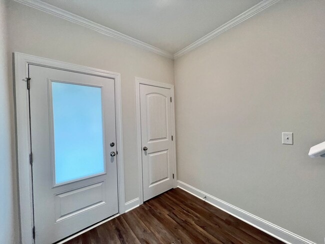 Photo - Stunning 3BD, 3BA End Unit Raleigh Townhome on a Corner Lot with High End Features in an HOA Comm...