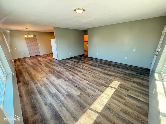 Photo - 1401 S 4th Ave Unit 1