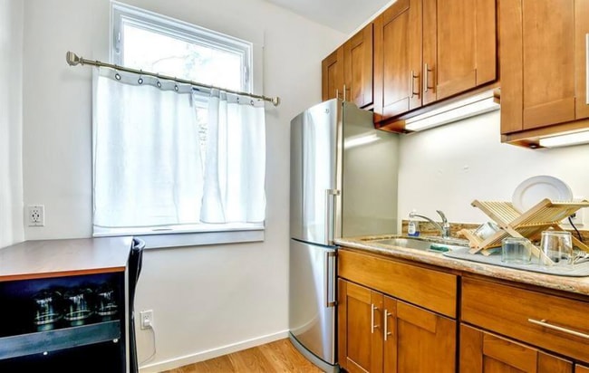 Photo - 2255 Market St