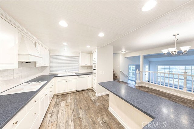 Photo - 24011 Catamaran Way