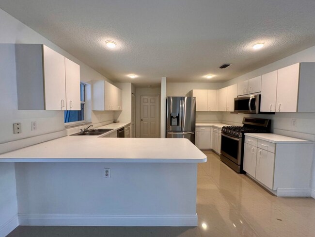 Photo - 1132 Hatteras Cir